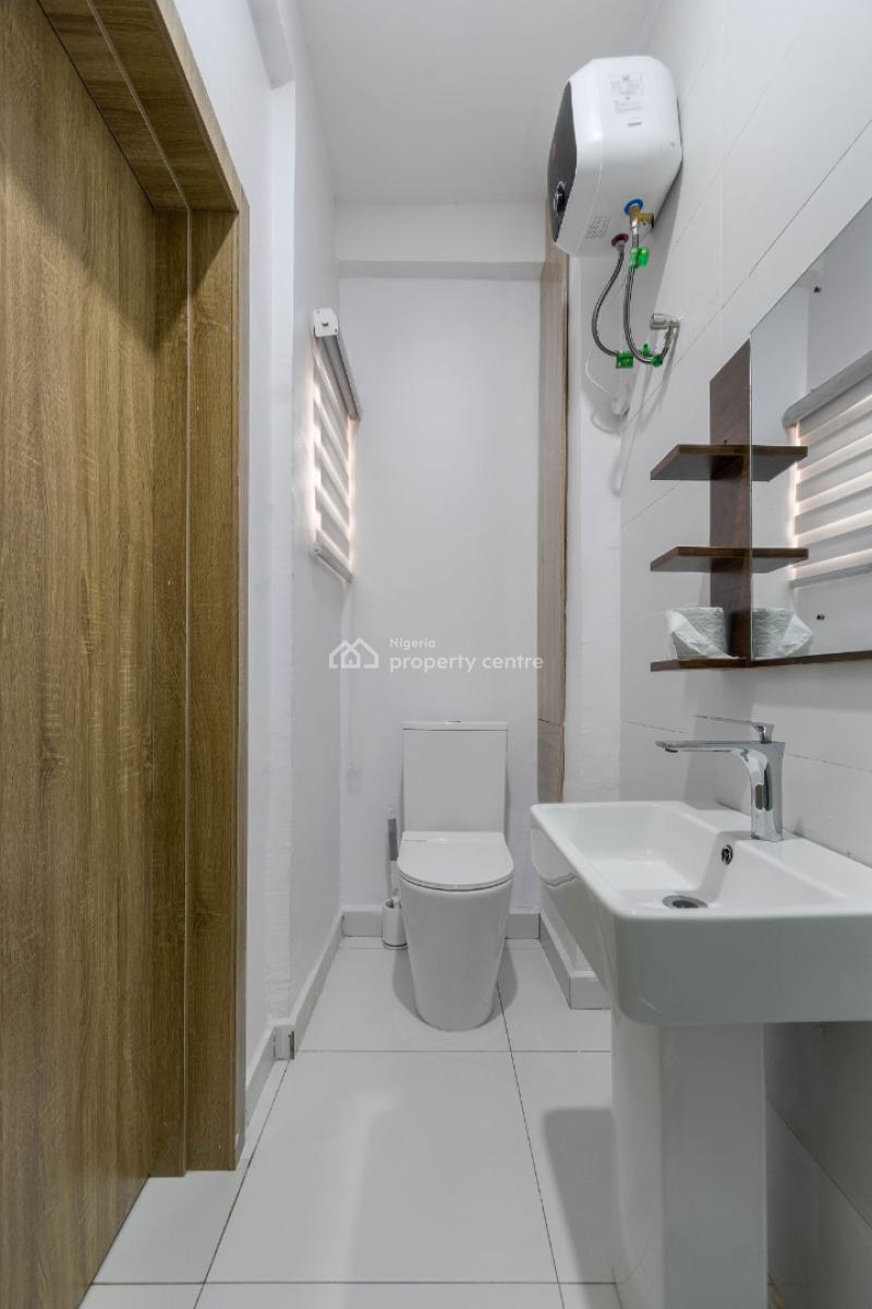 Heristays Perugia 2 Bedroom Apartment, Patience Olukayode Close, Lekki Phase 1, Lekki, Lagos, Flat / Apartment Short Let