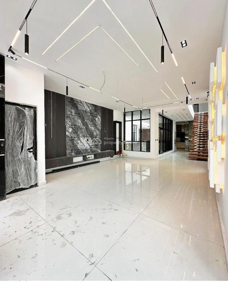 Stunning 5 Bedroom Fully Detached Duplex in a Secure Estate, Chevron, Lekki, Lagos, Detached Duplex for Sale