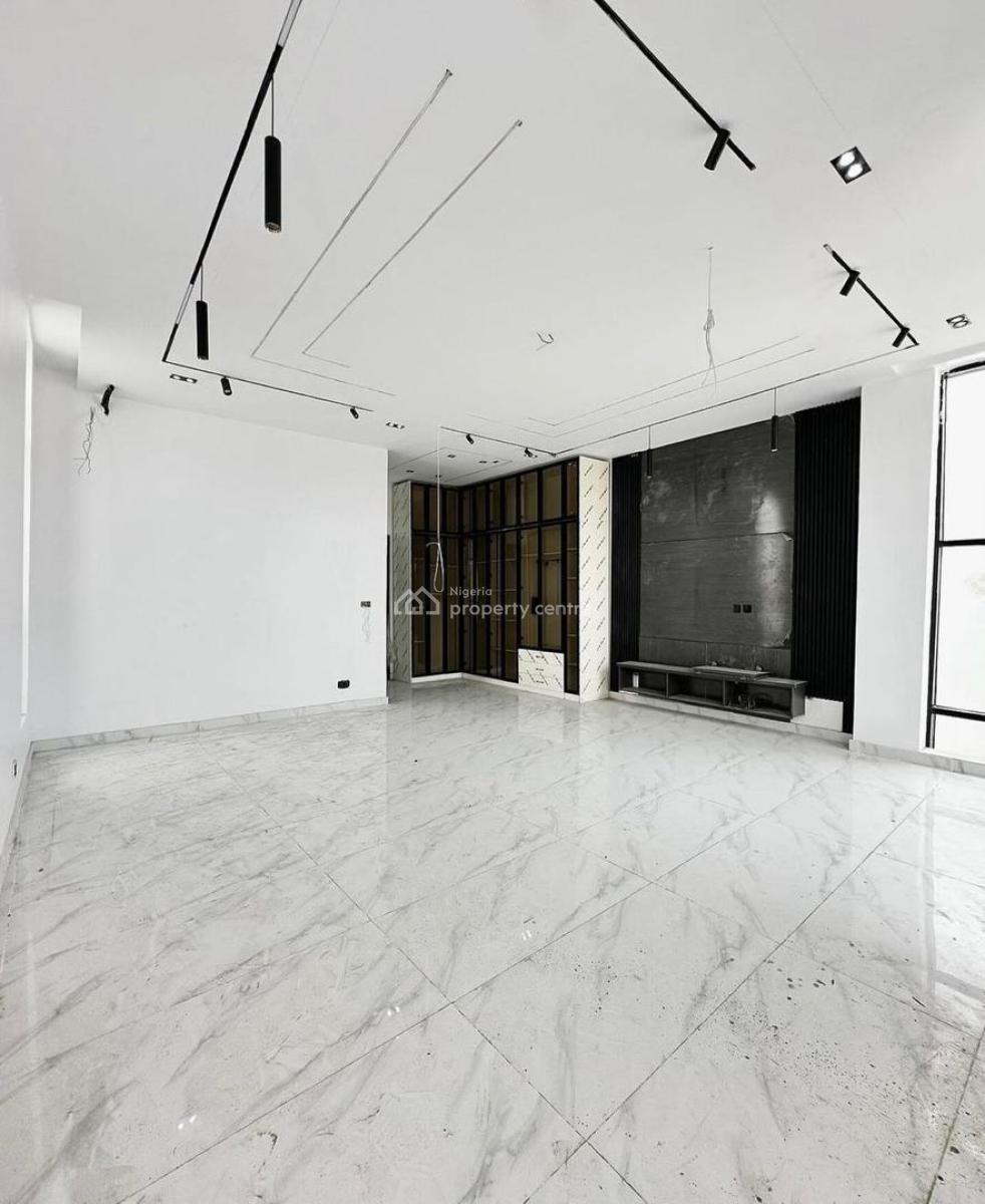 Stunning 5 Bedroom Fully Detached Duplex in a Secure Estate, Chevron, Lekki, Lagos, Detached Duplex for Sale