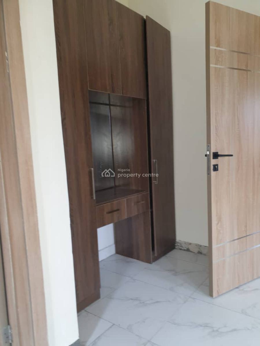 Spacious 4 Bedroom Duplex with Bq, Ologolo, Lekki, Lagos, Detached Duplex for Rent