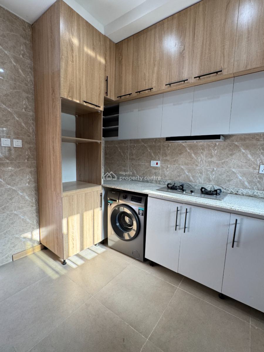 Two Bedroom Apartment, Jemi Court Residence, Bishop Street, Surulere, Lagos, Flat / Apartment Short Let