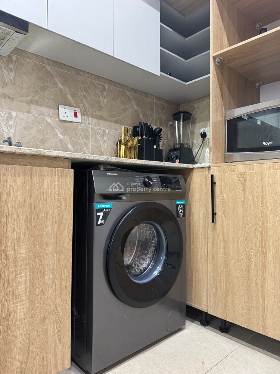 Two Bedroom Apartment, Jemi Court Residence, Surulere, Lagos, Flat / Apartment Short Let