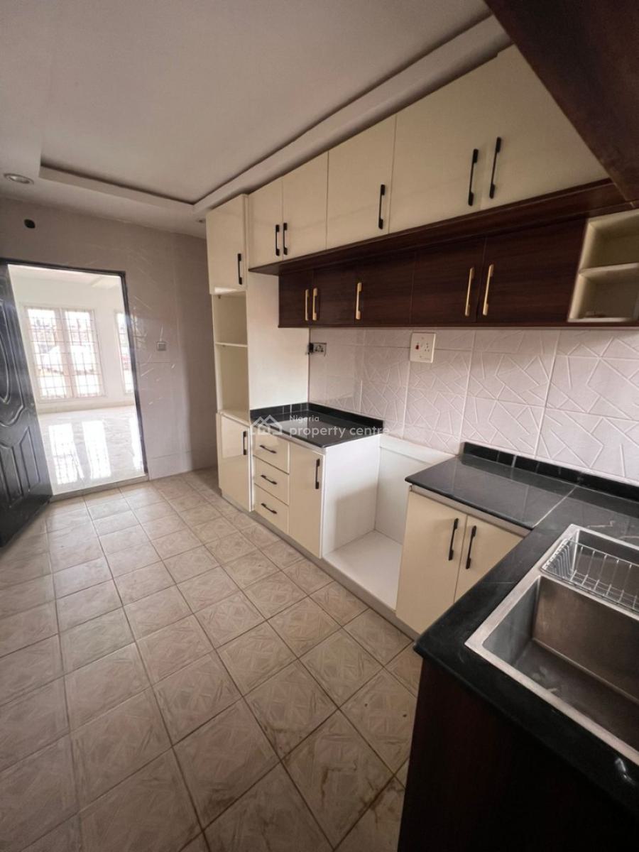 Lovely 4 Bedrooms Terrace Duplex with Bq, Gilmore, Jahi, Abuja, Terraced Duplex for Rent