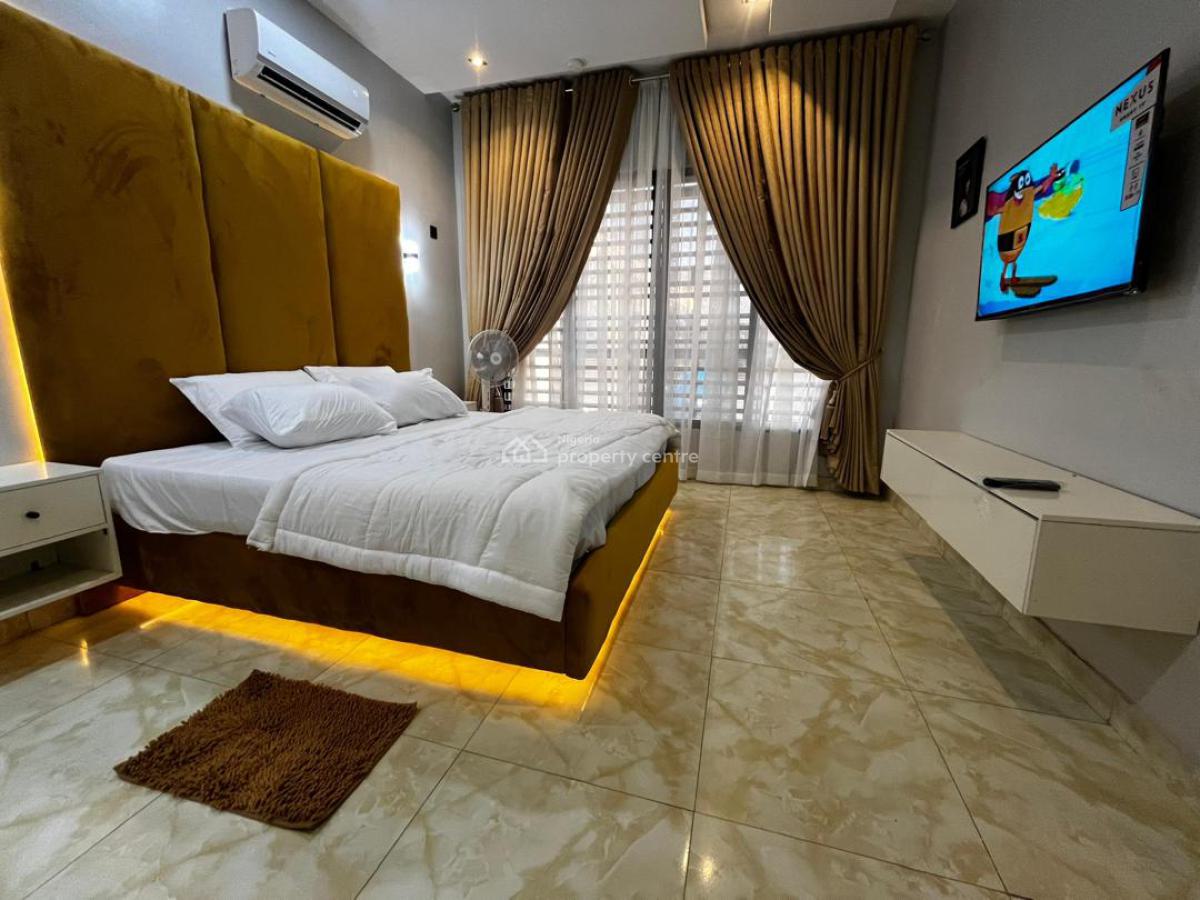 Luxurious 3 Bedroom Apartment, 734 Patricia Etteh Close, Wuye, Abuja, Flat / Apartment Short Let