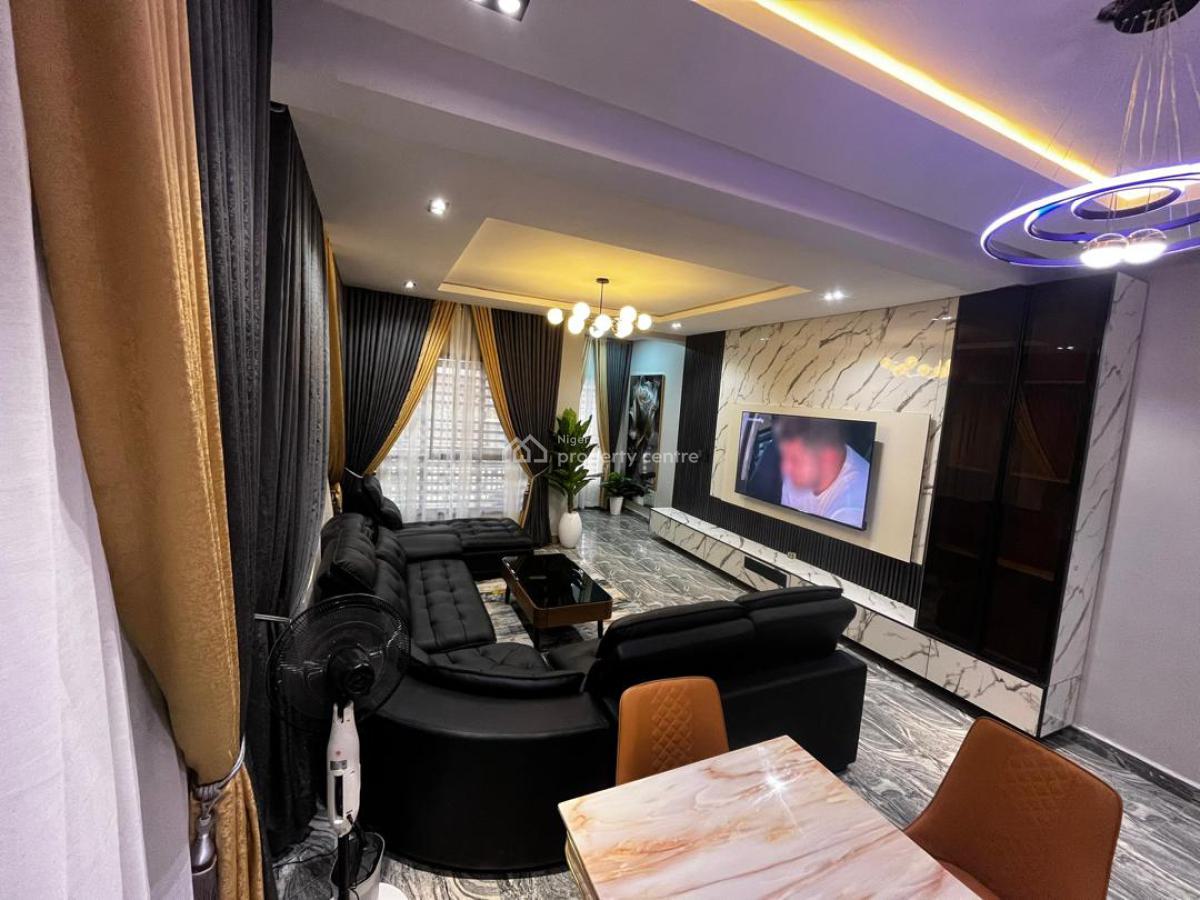 Luxurious 3 Bedroom Apartment, 734 Patricia Etteh Close, Wuye, Abuja, Flat / Apartment Short Let