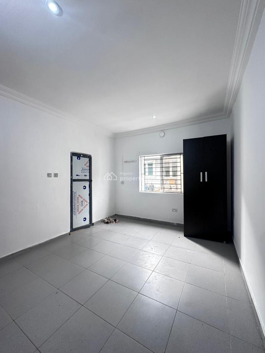 Neat a Lovely 3 Bedroom Apartment in a Serene Location, By Salem, Ikate, Lekki, Lagos, Flat / Apartment for Rent