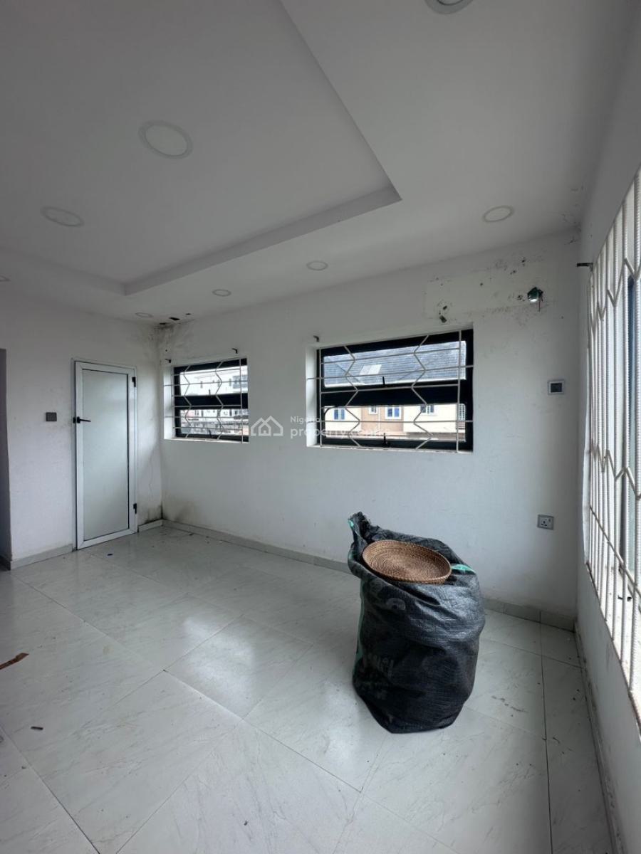 Neat a Lovely 3 Bedroom Apartment in a Serene Location, By Salem, Ikate, Lekki, Lagos, Flat / Apartment for Rent