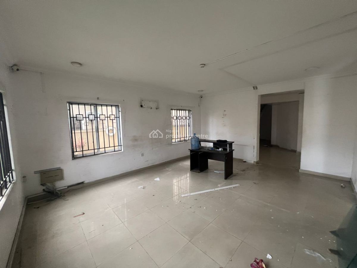 Self Compound 4 Bedroom Fully Detached Duplex, Lekki Phase 1, Lekki, Lagos, Detached Duplex for Rent