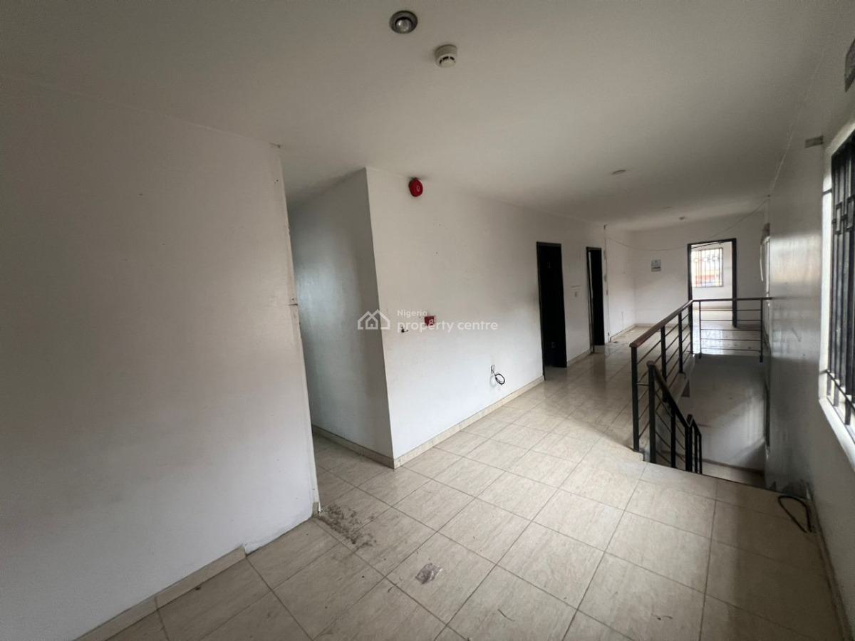 Self Compound 4 Bedroom Fully Detached Duplex, Lekki Phase 1, Lekki, Lagos, Detached Duplex for Rent