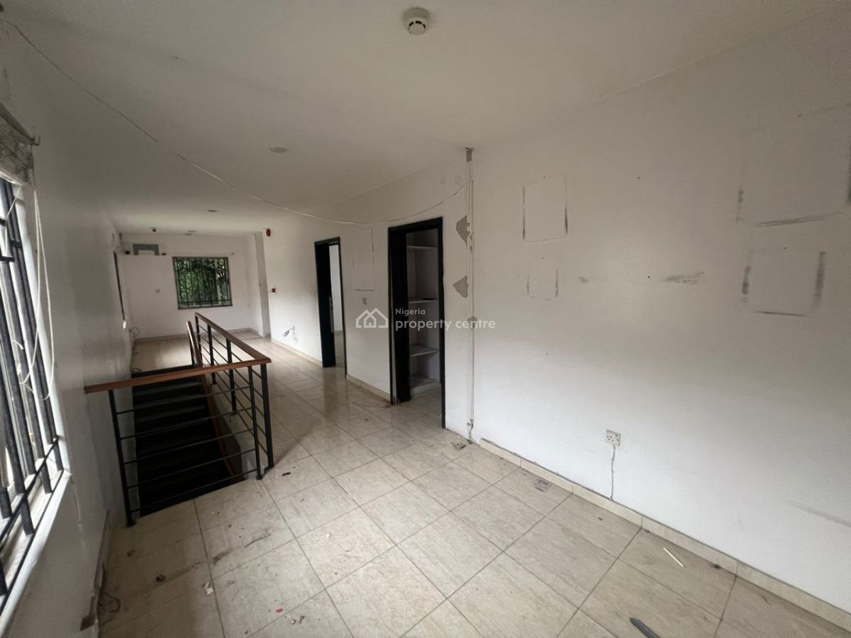 Self Compound 4 Bedroom Fully Detached Duplex, Lekki Phase 1, Lekki, Lagos, Detached Duplex for Rent