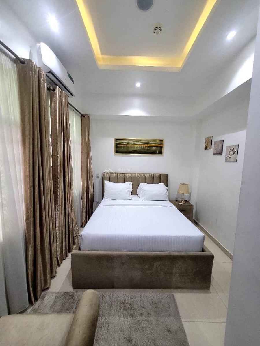 4 Bedroom Apartment, Available for Immediate Bookings., Bourdilon Road, Ikoyi, Lagos, House Short Let