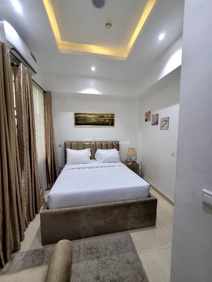 4 Bedroom Apartment, Available for Immediate Bookings., Bourdilon Road, Ikoyi, Lagos, House Short Let