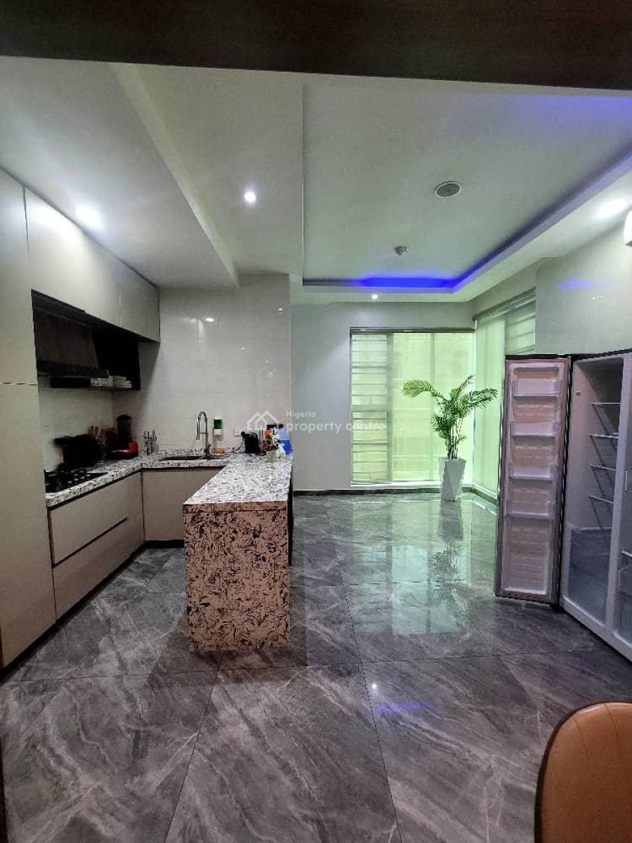 4 Bedroom Apartment, Available for Immediate Bookings., Bourdilon Road, Ikoyi, Lagos, House Short Let