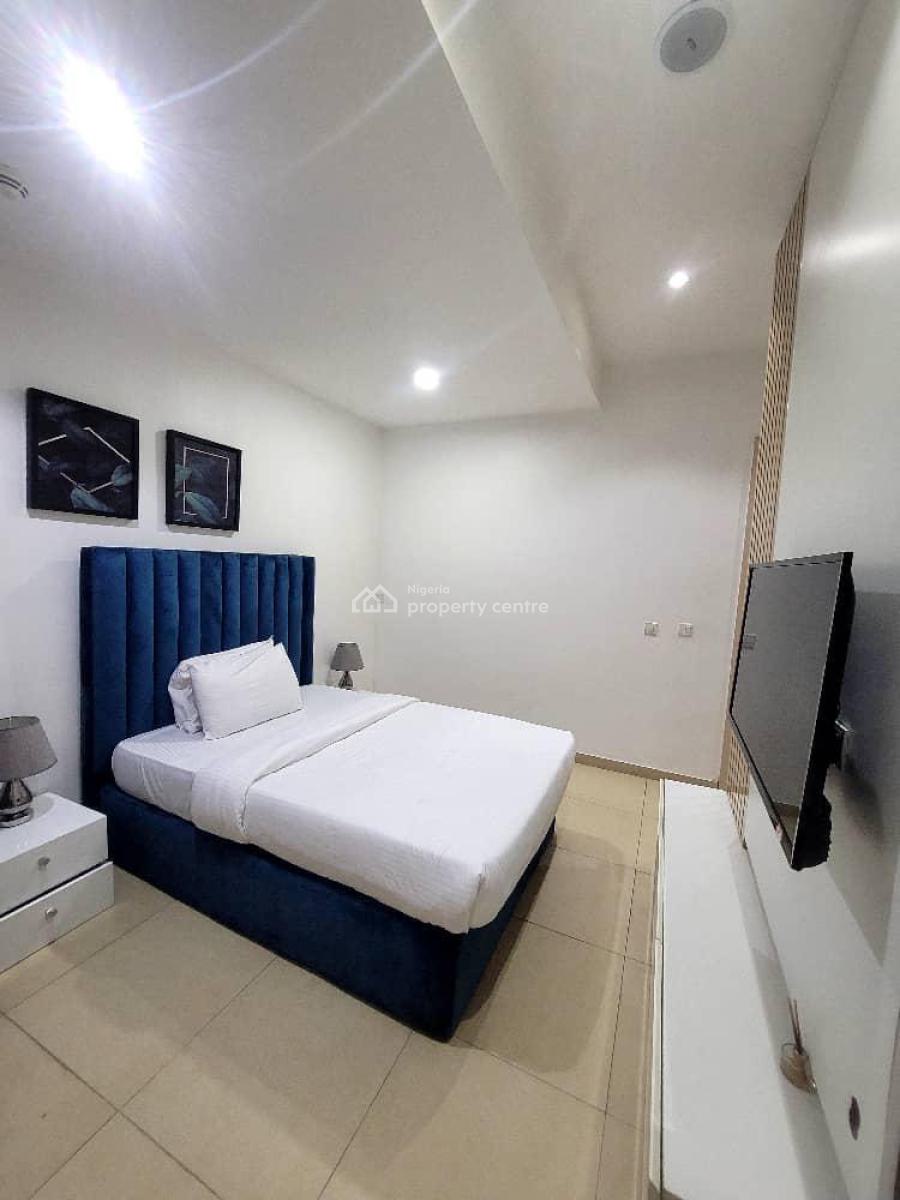 4 Bedroom Apartment, Available for Immediate Bookings., Bourdilon Road, Ikoyi, Lagos, House Short Let