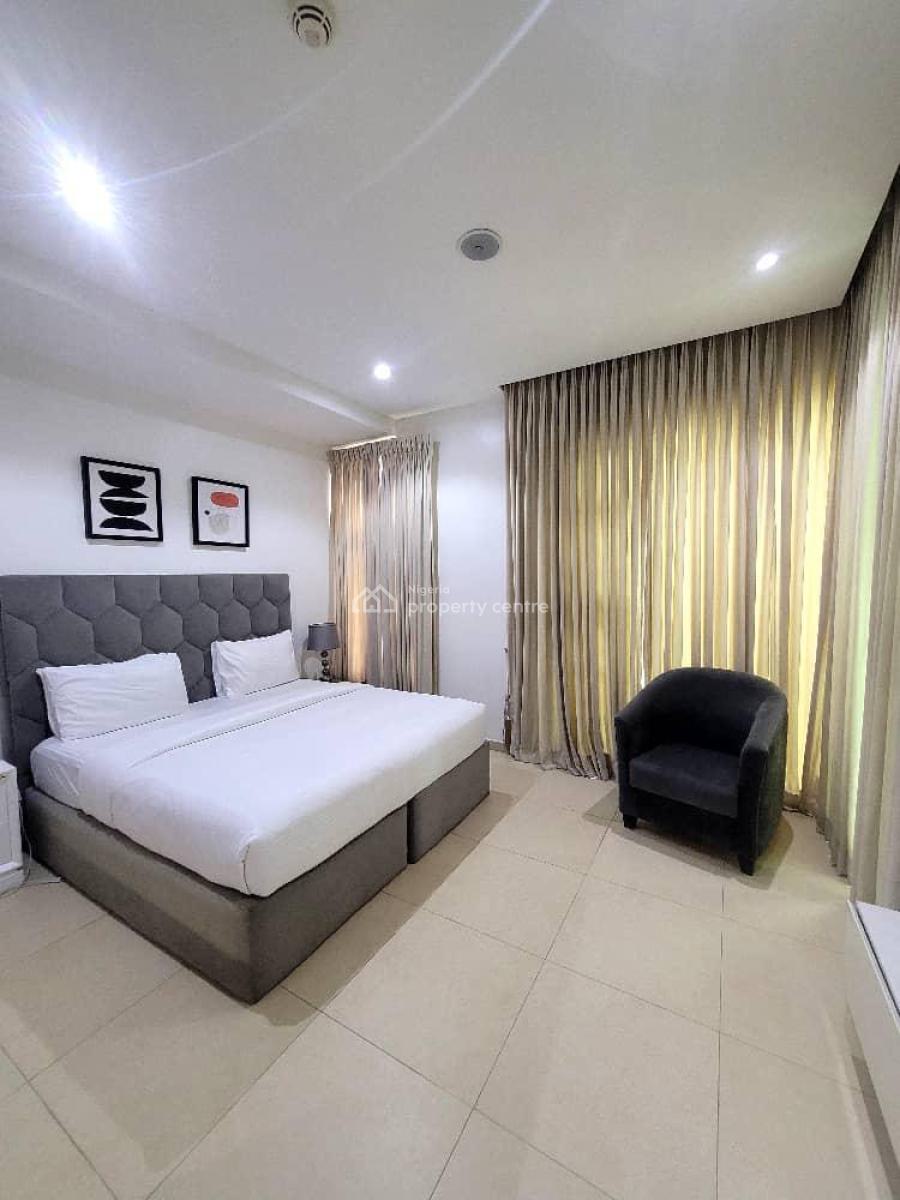 4 Bedroom Apartment, Available for Immediate Bookings., Bourdilon Road, Ikoyi, Lagos, House Short Let