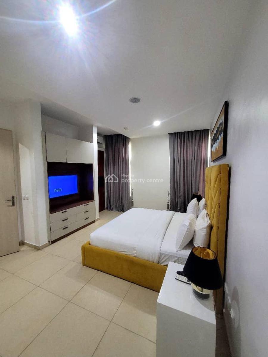 4 Bedroom Apartment, Available for Immediate Bookings., Bourdilon Road, Ikoyi, Lagos, House Short Let
