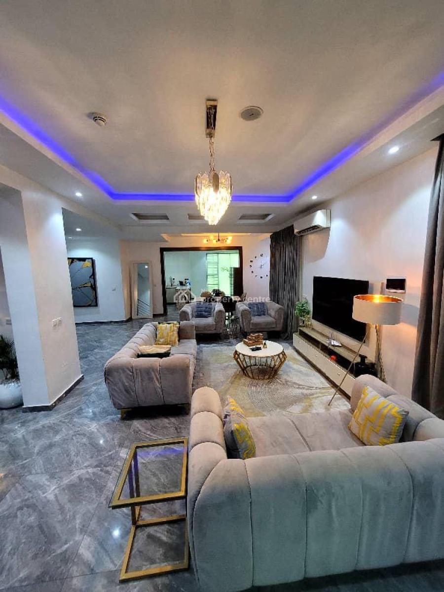 4 Bedroom Apartment, Available for Immediate Bookings., Bourdilon Road, Ikoyi, Lagos, House Short Let