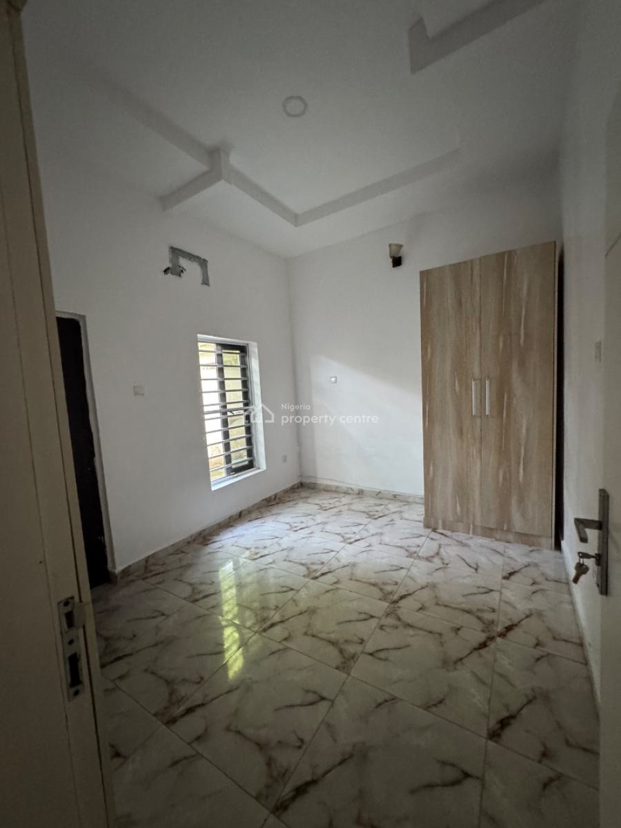 Luxurious Nice Room and  Parlor Bedroom Apartment Very Spacious, Orchid Road, Lekki, Lagos, Mini Flat (room and Parlour) for Rent