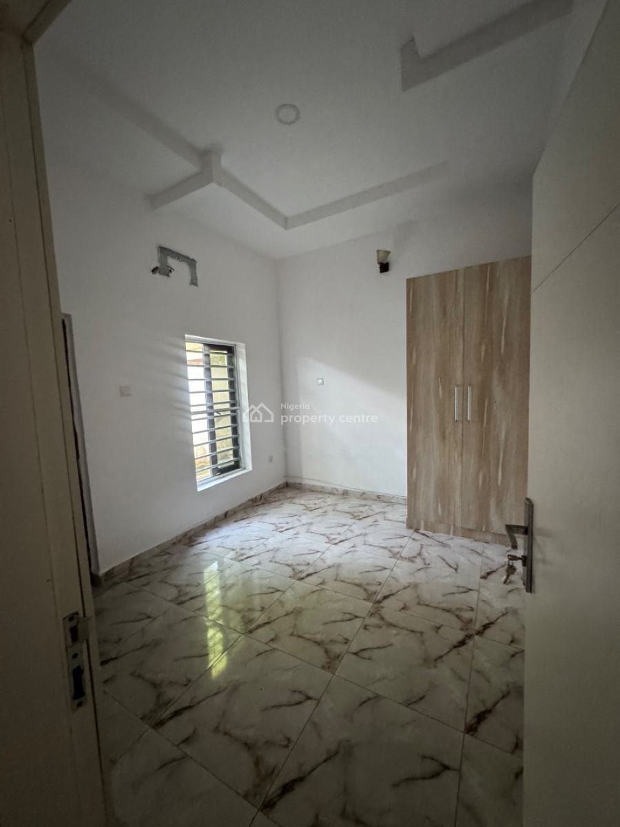 Luxurious Nice Room and  Parlor Bedroom Apartment Very Spacious, Orchid Road, Lekki, Lagos, Mini Flat (room and Parlour) for Rent