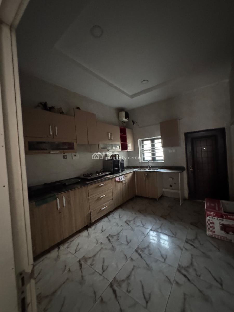 Luxurious Nice Room and  Parlor Bedroom Apartment Very Spacious, Orchid Road, Lekki, Lagos, Mini Flat (room and Parlour) for Rent