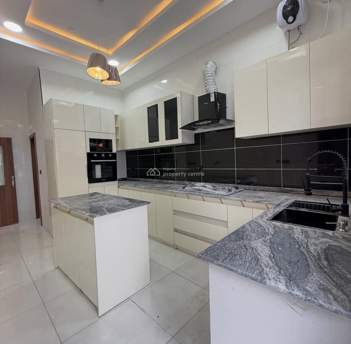 4 Bedroom Semi Detached, Ajah, Lagos, Semi-detached Duplex for Sale