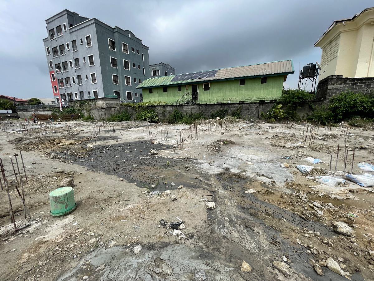 Luxury 3 Bedroom Apartment with Top Notch Amenities, Bolarinwa Street Off Akin Dickson Road, Lekki Phase 1, Lekki, Lagos, Flat / Apartment for Sale