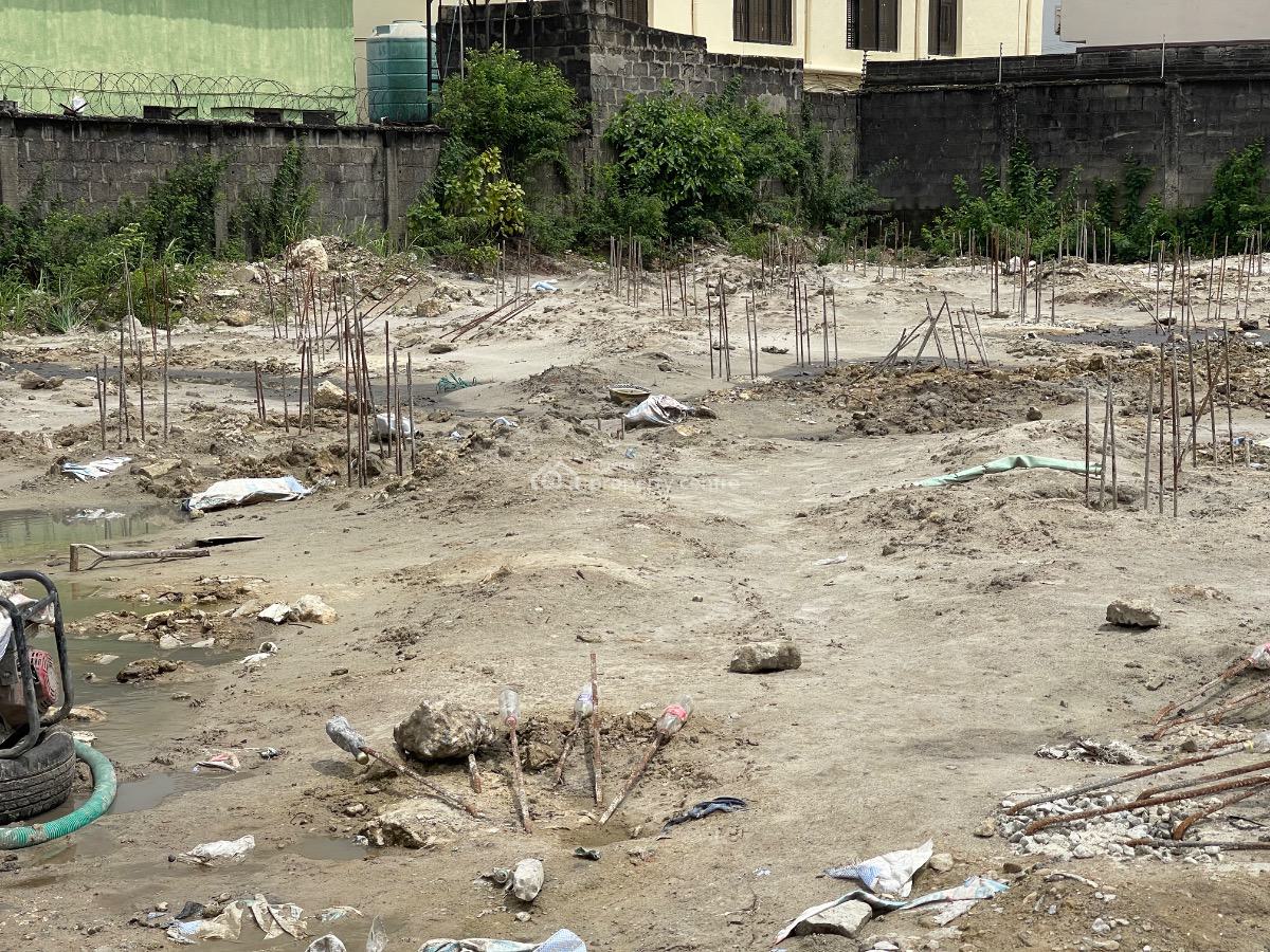 Luxury 3 Bedroom Apartment with Top Notch Amenities, Bolarinwa Street Off Akin Dickson Road, Lekki Phase 1, Lekki, Lagos, Flat / Apartment for Sale