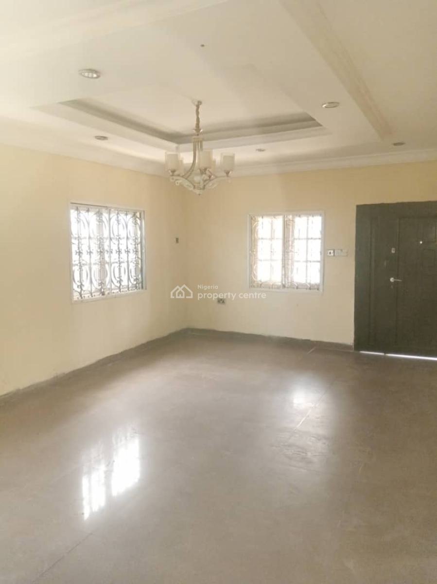 4 Bedroom Bungalow with 2 Living Rooms, Rebecca Lawal Close Off Oguntade Street, Iju-ishaga, Agege, Lagos, Detached Bungalow for Sale