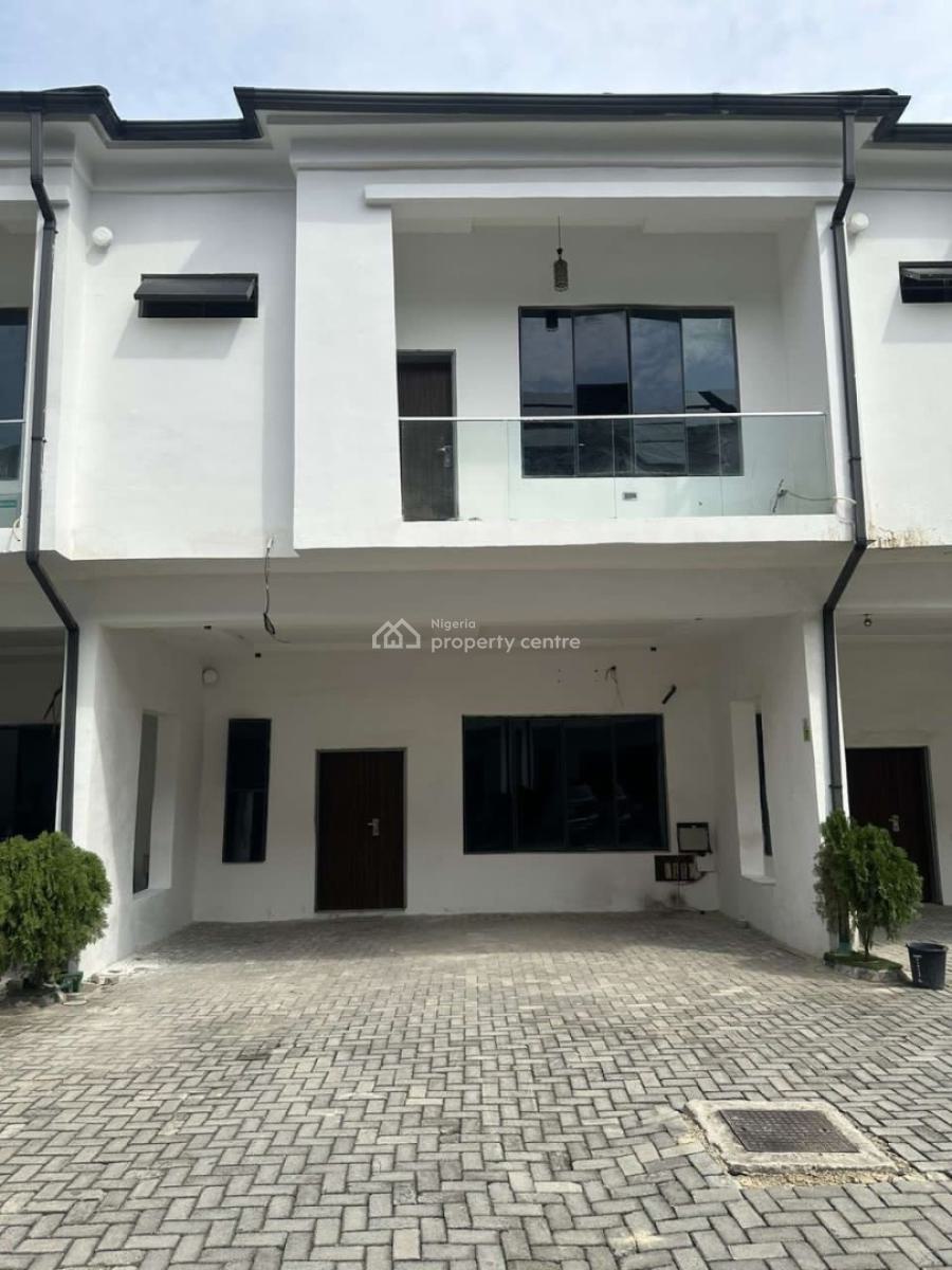 Distress Sell Nice Spacious Luxury 4 Bedroom Terrace Nice Environment, Ikota, Lekki, Lagos, Terraced Duplex for Sale
