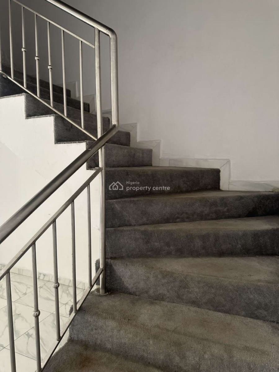 Distress Sell Nice Spacious Luxury 4 Bedroom Terrace Nice Environment, Ikota, Lekki, Lagos, Terraced Duplex for Sale