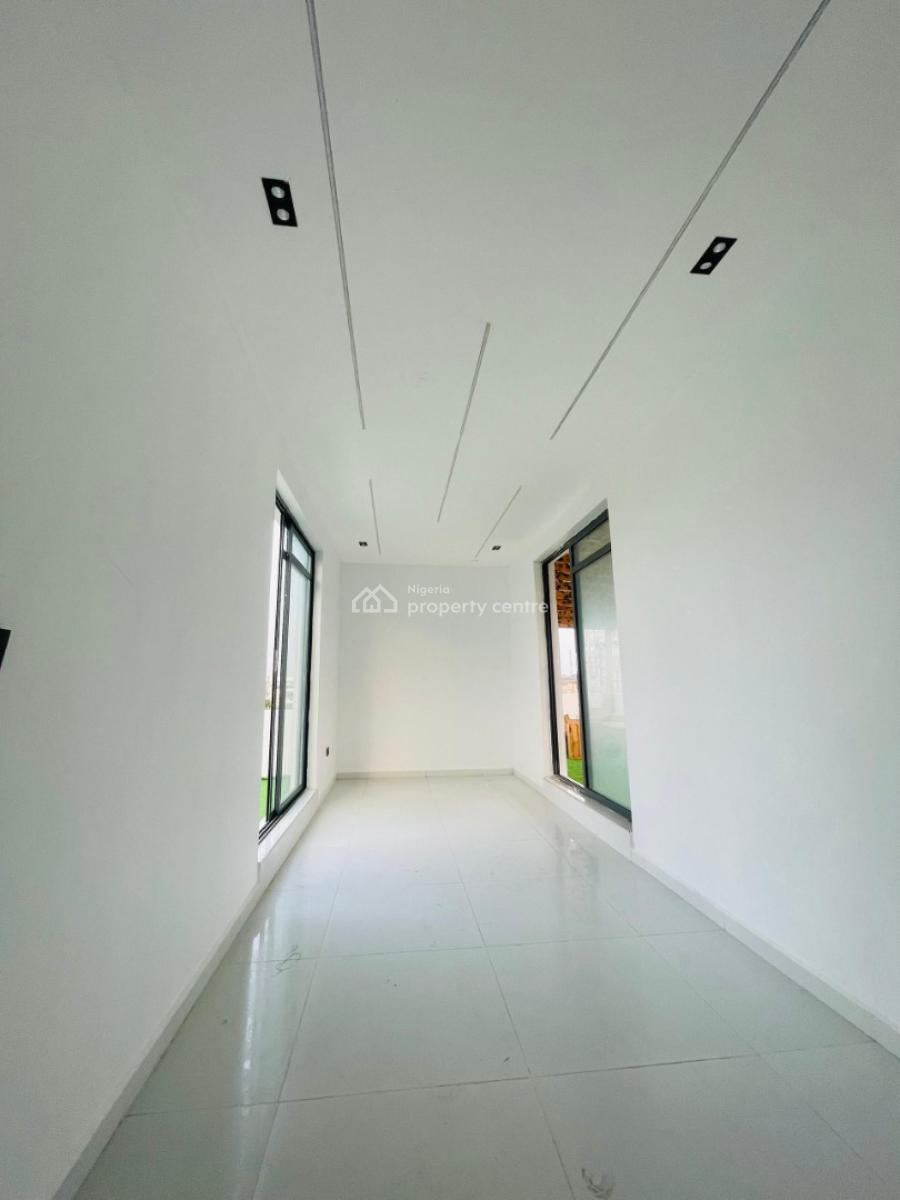 Sophisticated 6 Bedroom Detached Duplex with Bq in a Secured Estate, Chevron, Lekki, Lagos, Detached Duplex for Sale