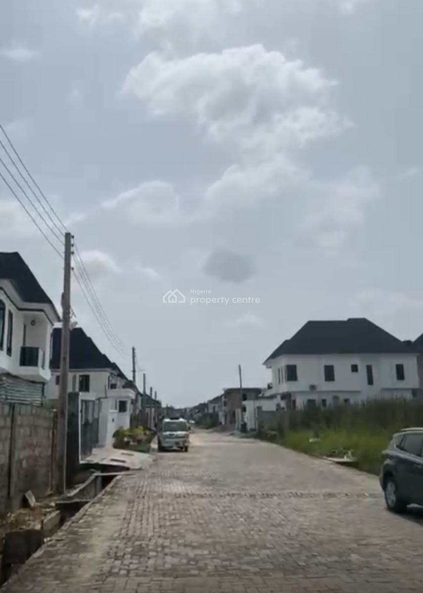 650 Sqm Plot at Distress Price in a Built Up Highbrow Estate, Happyland Estate, Ajah, Lagos, Residential Land for Sale