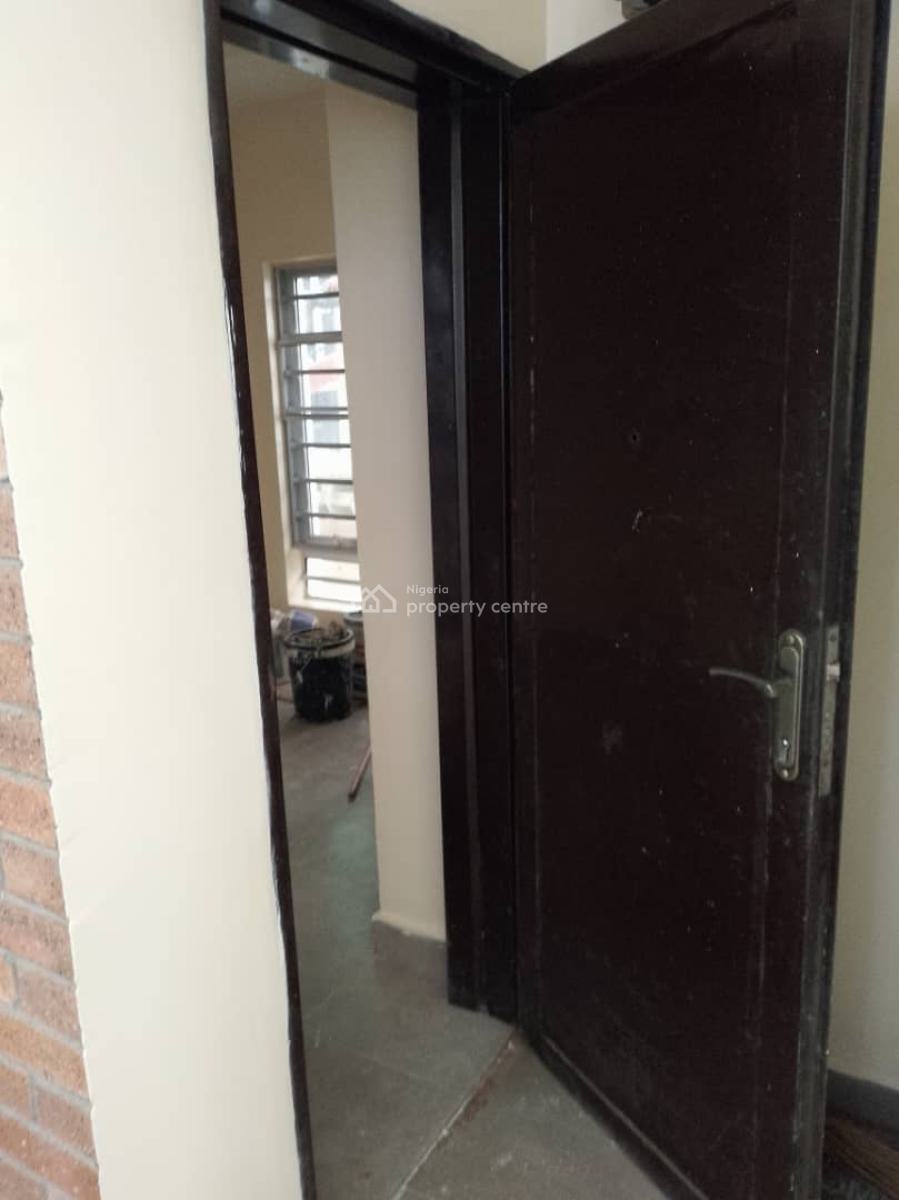 Mini Flat, Manor Garden Opposite Northwest, Vgc, Ikota, Lekki, Lagos, Mini Flat (room and Parlour) for Rent