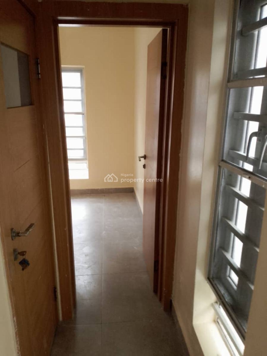 Mini Flat, Manor Garden Opposite Northwest, Vgc, Ikota, Lekki, Lagos, Mini Flat (room and Parlour) for Rent