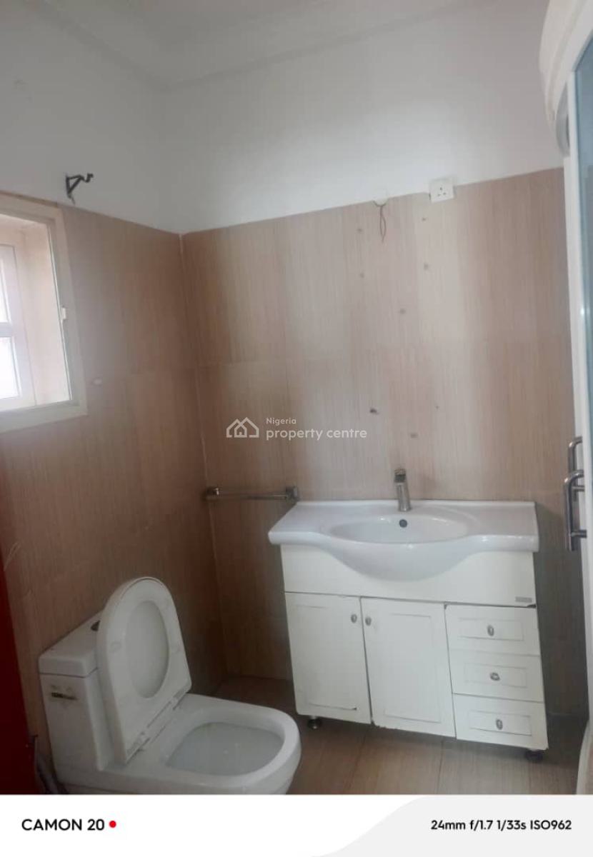 Self Serviced 3 Bedroom Flat, Osapa, Lekki, Lagos, Flat / Apartment for Rent