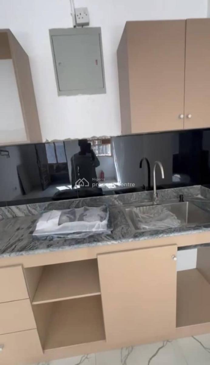 Standard Mini Flat in a Secured and Serene Neighborhood, Lekki Phase 1, Lekki, Lagos, Mini Flat (room and Parlour) for Rent