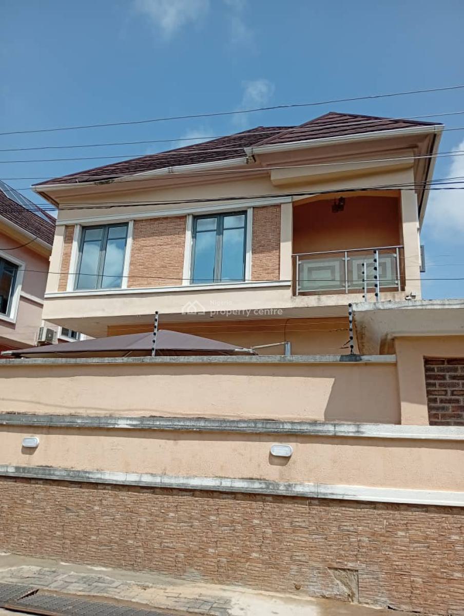 Distressed 4 Bedroom Detached Duplex with  1 Roombq, Bera Estate Chevron Road, Lekki, Lagos, Detached Duplex for Sale