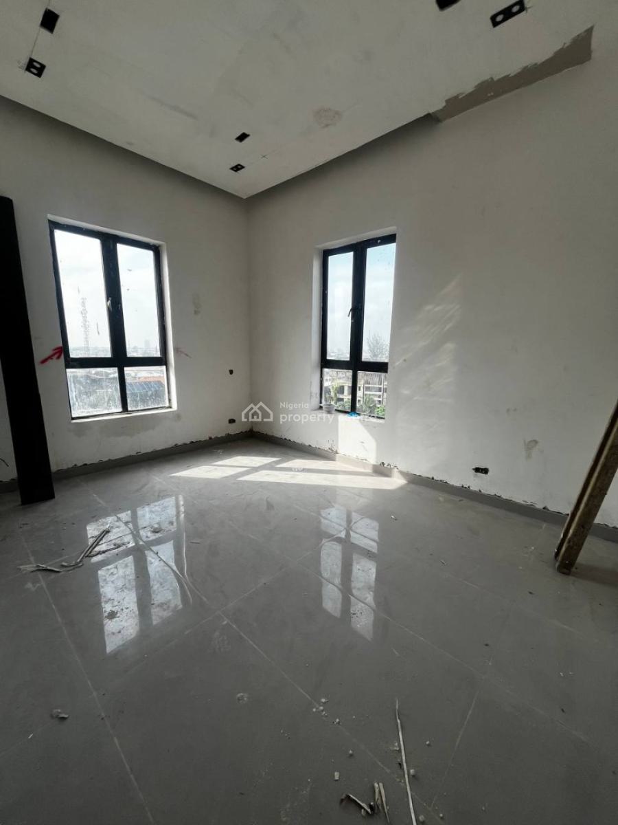2 Bedroom Penthouse  Apartments, Lekki Phase 1, Lekki, Lagos, Flat / Apartment for Sale