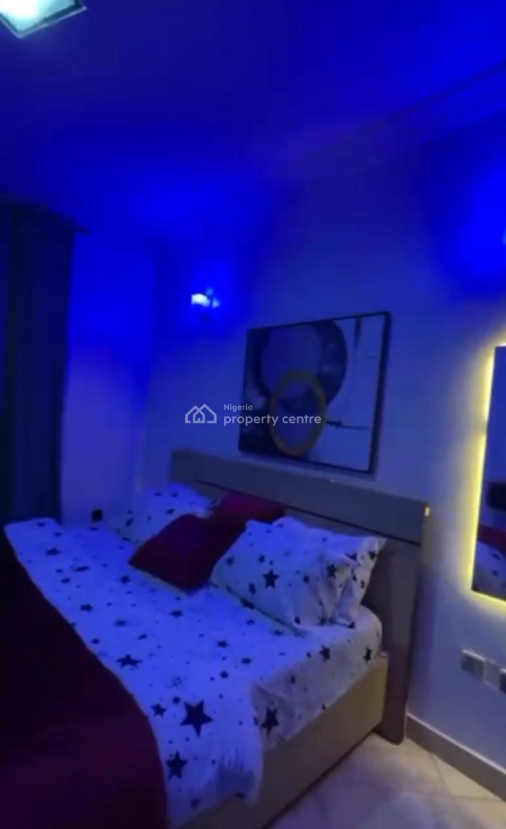 Luxury Furnished 2 Bedroom Apartment with an Office Space, Lekki Right, Lekki Phase 1, Lekki, Lagos, Flat / Apartment for Rent
