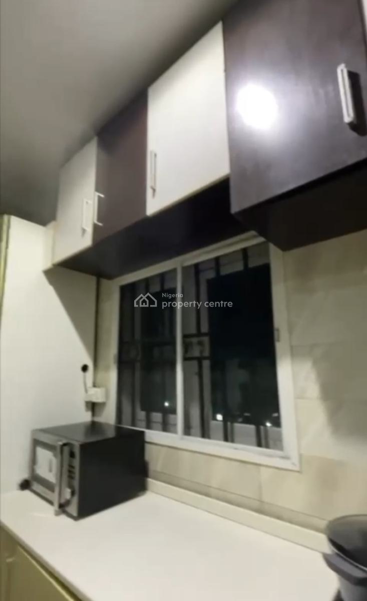 Luxury Furnished 2 Bedroom Apartment with an Office Space, Lekki Right, Lekki Phase 1, Lekki, Lagos, Flat / Apartment for Rent