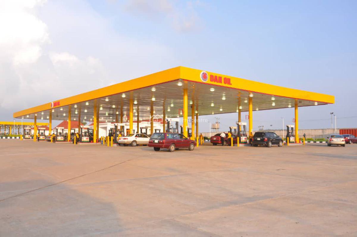 Commercial Property, Airport Road, Lugbe District, Abuja, Filling Station for Sale