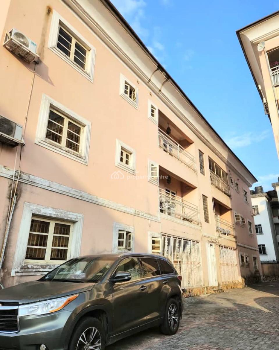 Spacious 3-bedroom Apartment, Osapa, Lekki, Lagos, Flat / Apartment for Rent