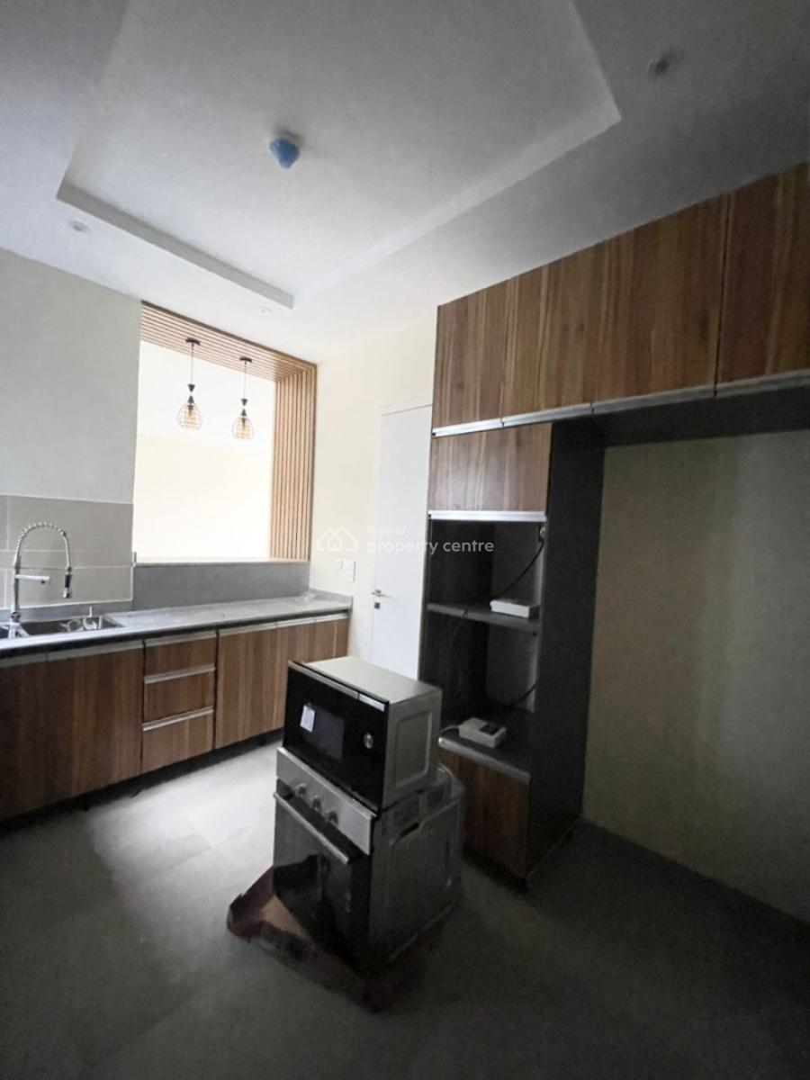 3 Bedroom Apartment, Lekki Phase 1, Lekki, Lagos, Flat / Apartment for Sale