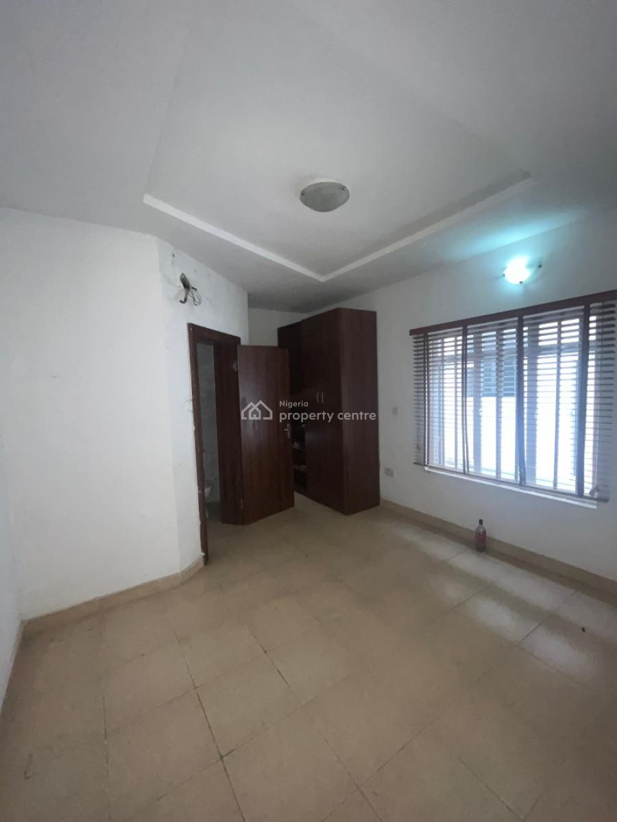 Well Maintained 3-bedroom Terrace Duplex with Bq, Lekki Phase 2, Lekki, Lagos, Terraced Duplex for Rent
