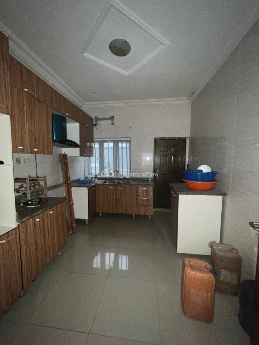Well Maintained 3-bedroom Terrace Duplex with Bq, Lekki Phase 2, Lekki, Lagos, Terraced Duplex for Rent