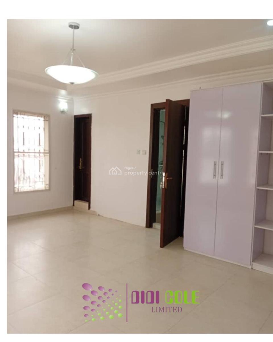 2 Bedroom Flat, Lekki Phase 1, Lekki, Lagos, Flat / Apartment for Rent