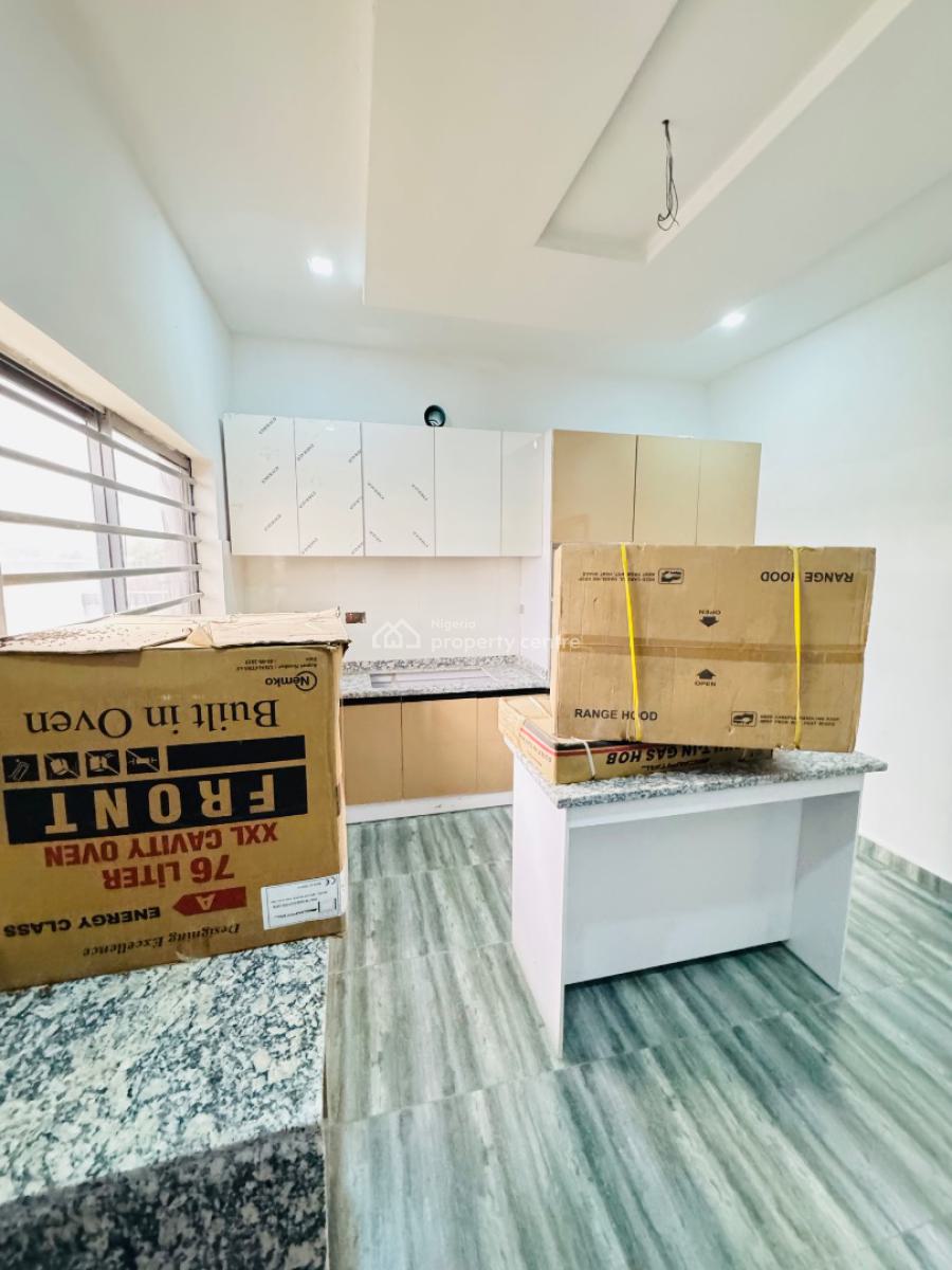 Massive 5 Bedroom Fully Detached, Orchid Road, Lekki, Lagos, Detached Duplex for Sale