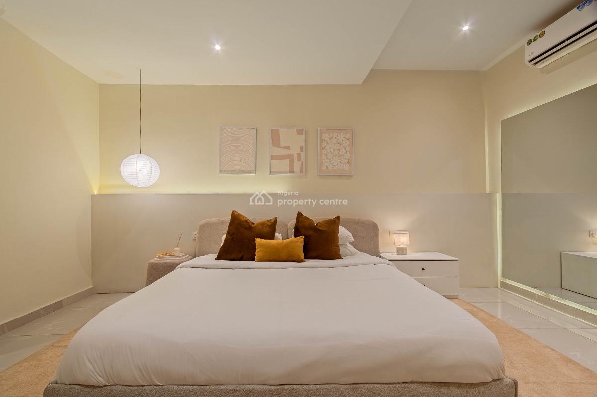 Luxurious 3 Bedroom Apartment with Swimming Pool and Gym, Imax, Lekki Phase 1, Lekki, Lagos, House Short Let