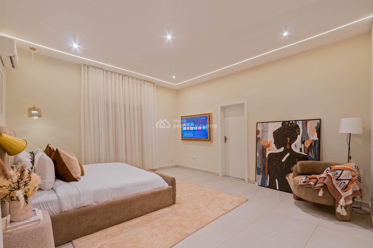 Luxurious 3 Bedroom Apartment with Swimming Pool and Gym, Imax, Lekki Phase 1, Lekki, Lagos, House Short Let