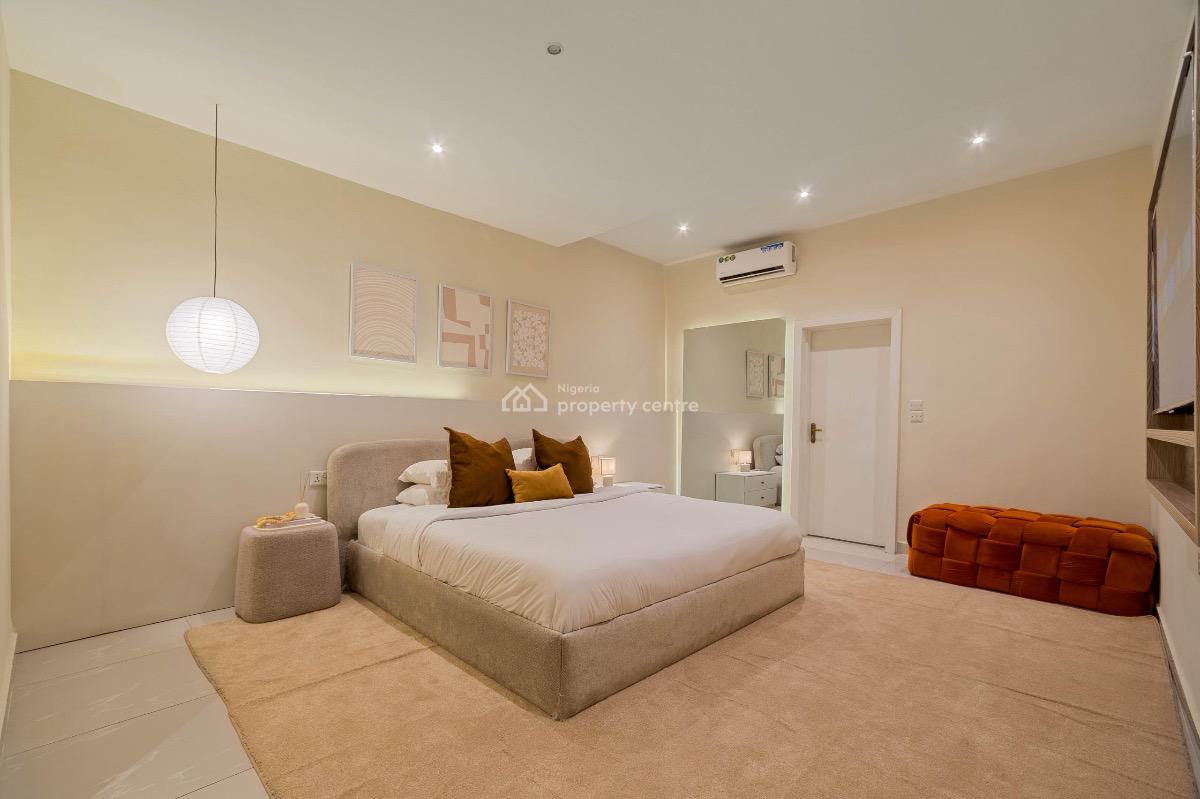 Luxurious 3 Bedroom Apartment with Swimming Pool and Gym, Imax, Lekki Phase 1, Lekki, Lagos, House Short Let